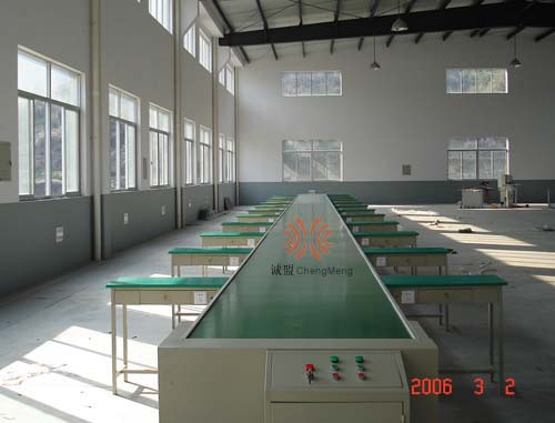 无顶厨具包装皮带线
